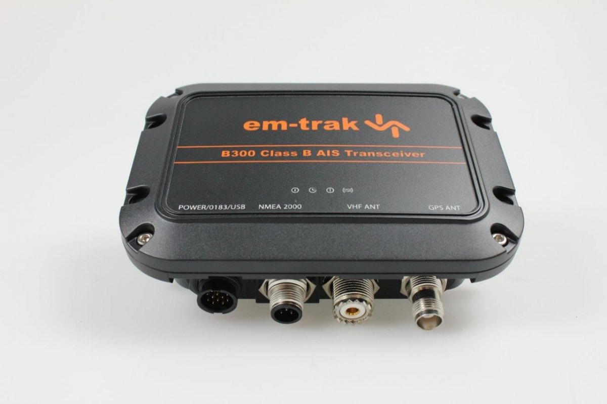 Em-trak B300 AIS Transponder Klasse B